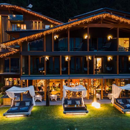 Hotel Chalet Al Foss Vermiglio Esterno foto The Hotel Axelmannstein