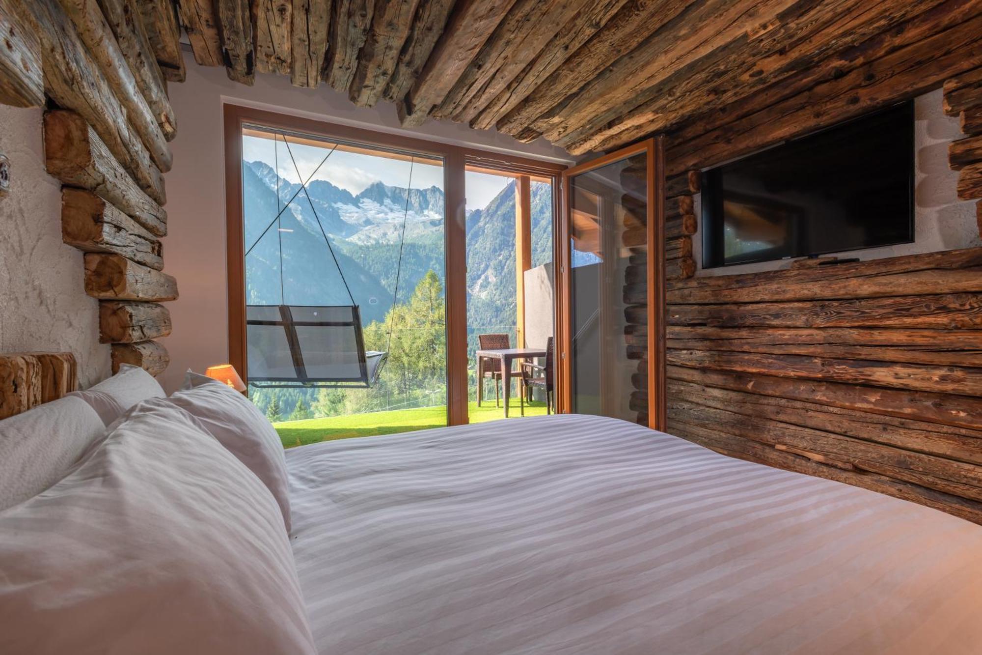 Hotel Chalet Al Foss Vermiglio Camera foto A room at the Hotel