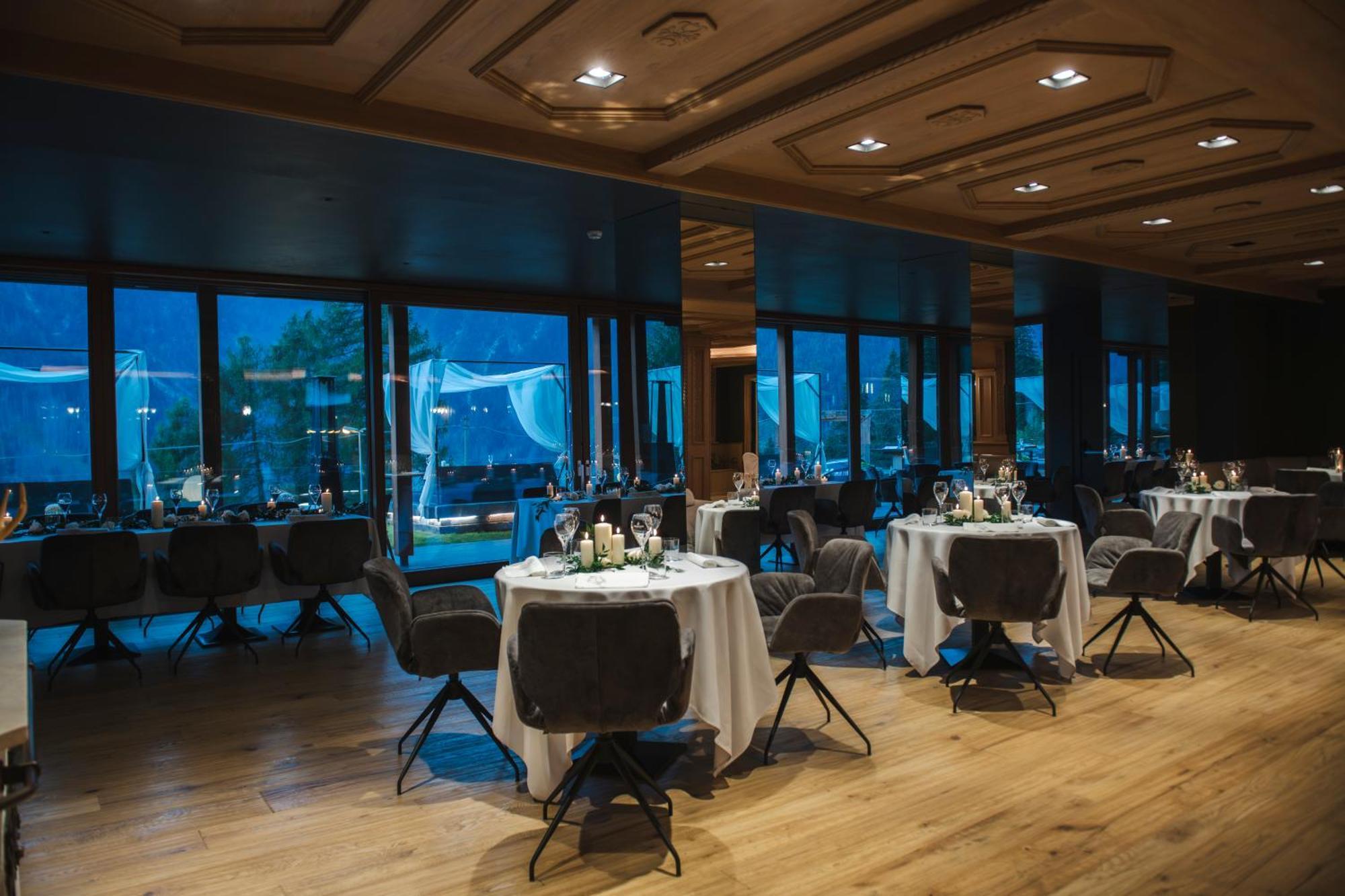 Hotel Chalet Al Foss Vermiglio Esterno foto Restaurant