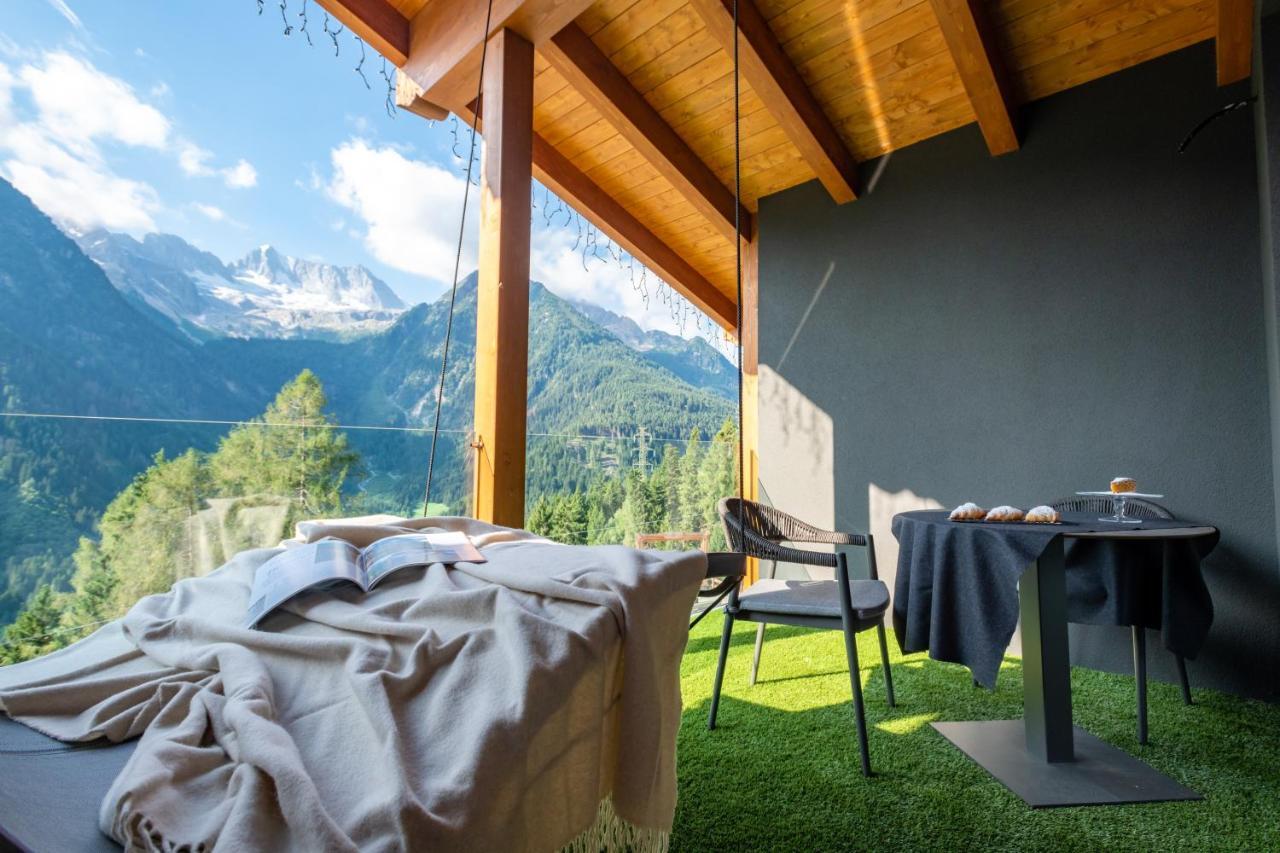 Hotel Chalet Al Foss Vermiglio Esterno foto The restaurant